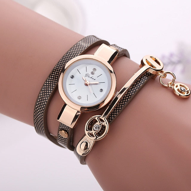 Women Golden Strap Quartz Wristwatch Bracelet